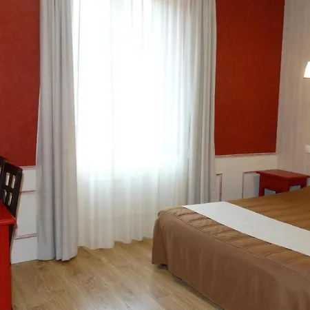 Restaurant Chaleat Sapet ホテル 3*